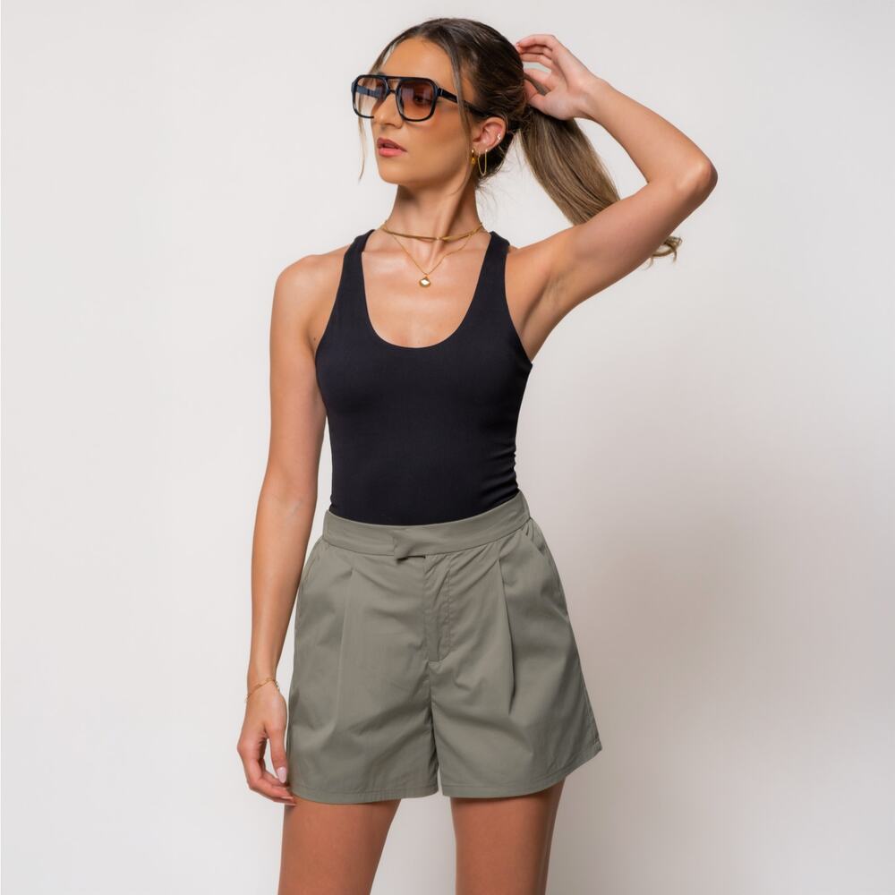 Steve Madden Anida Preppy Pleated Summer Shorts - Size L - Picture 5 of 8